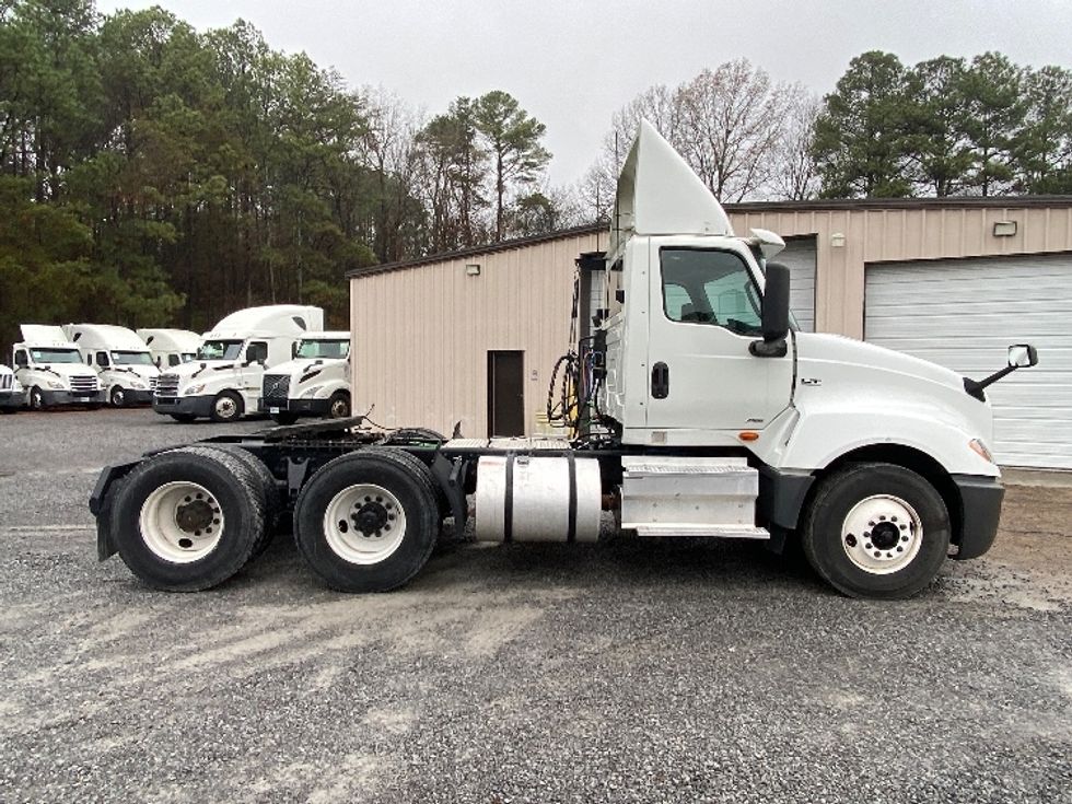 Day Cab Tractor-Heavy Duty Tractors-International-2020-LT625-Cleveland-TN-358,008\n\t\tmiles-$ 10,500 - Image 8