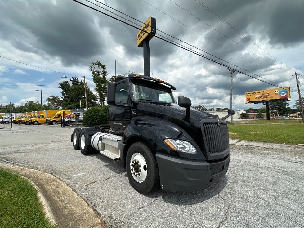 Day Cab Tractor-Heavy Duty Tractors-International-2020-LT625-Conyers-GA-150,040\n\t\tmiles-$ 40,000 - Image 1