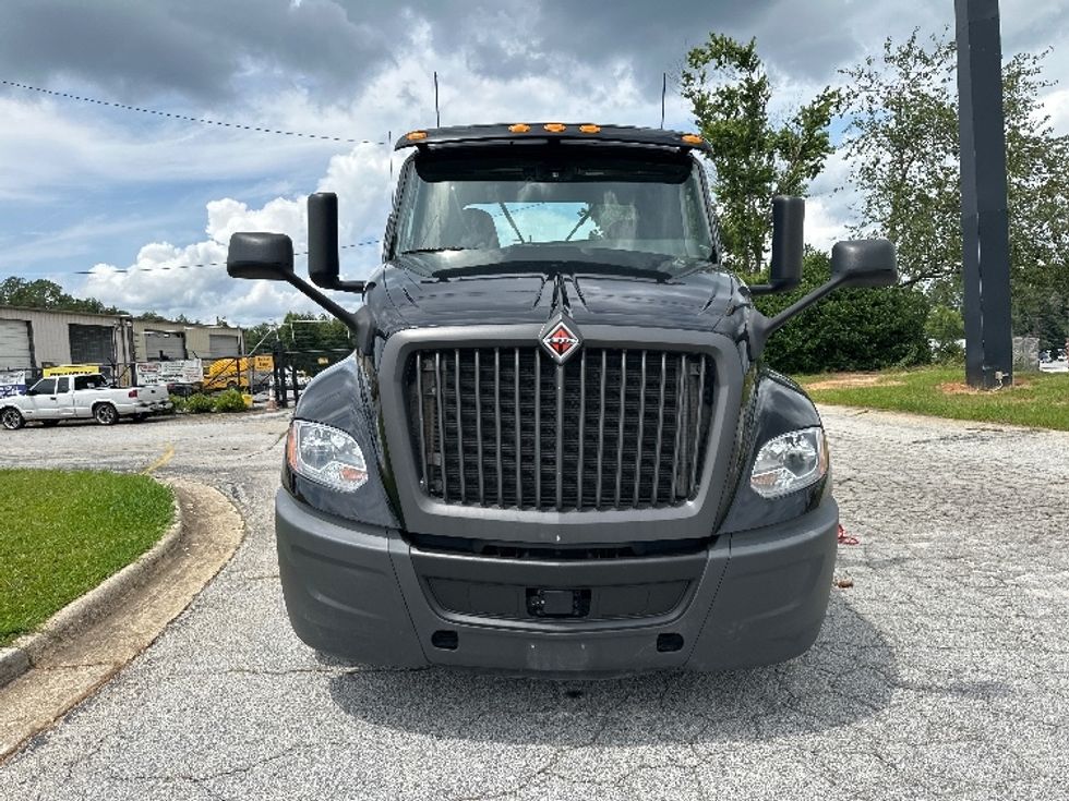 Day Cab Tractor-Heavy Duty Tractors-International-2020-LT625-Conyers-GA-150,040\n\t\tmiles-$ 40,000 - Image 2