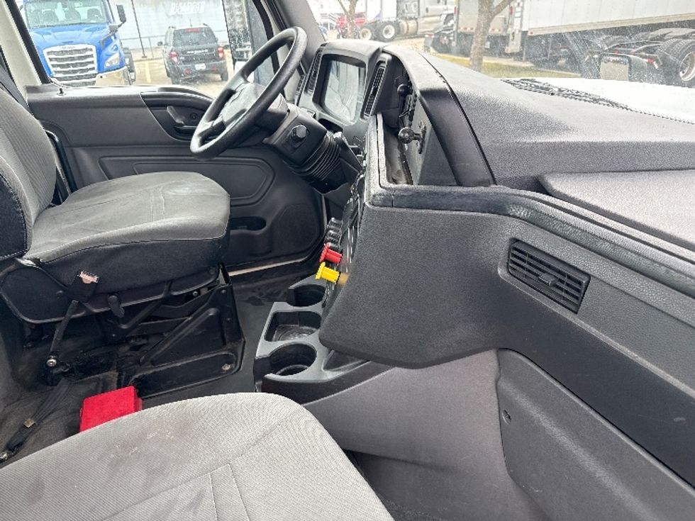 Day Cab Tractor-Heavy Duty Tractors-International-2020-LT625-Dallas-TX-185,274\n\t\tmiles-$ 42,000 - Image 14