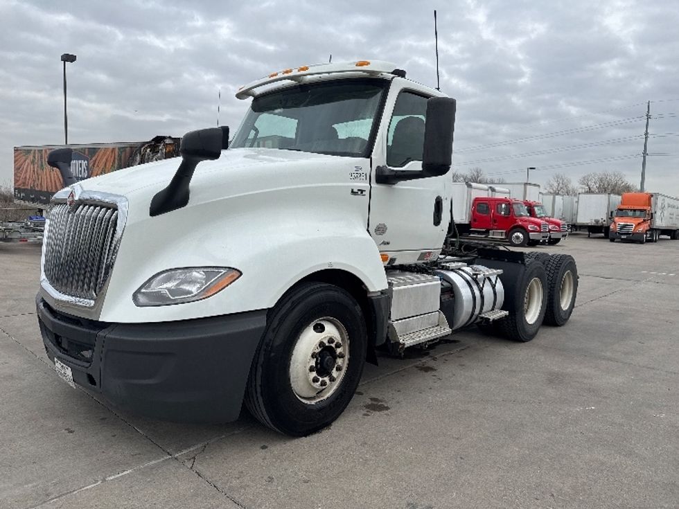 Day Cab Tractor-Heavy Duty Tractors-International-2020-LT625-Dallas-TX-185,274\n\t\tmiles-$ 42,000 - Image 3
