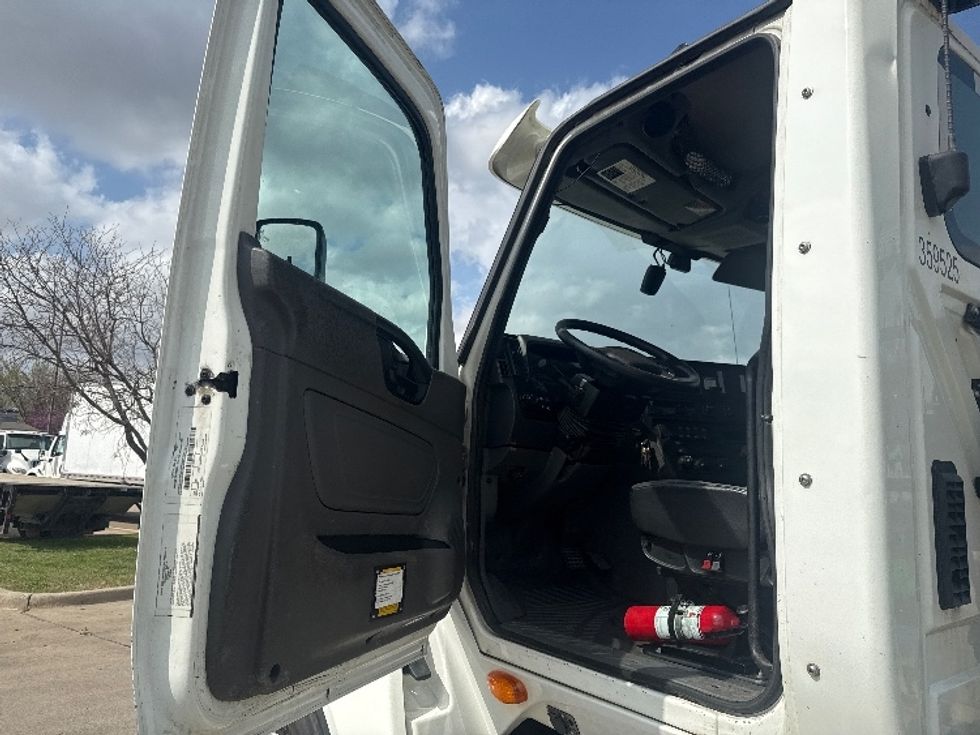 Day Cab Tractor-Heavy Duty Tractors-International-2020-LT625-Dallas-TX-202,773\n\t\tmiles-$ 33,250 - Image 8