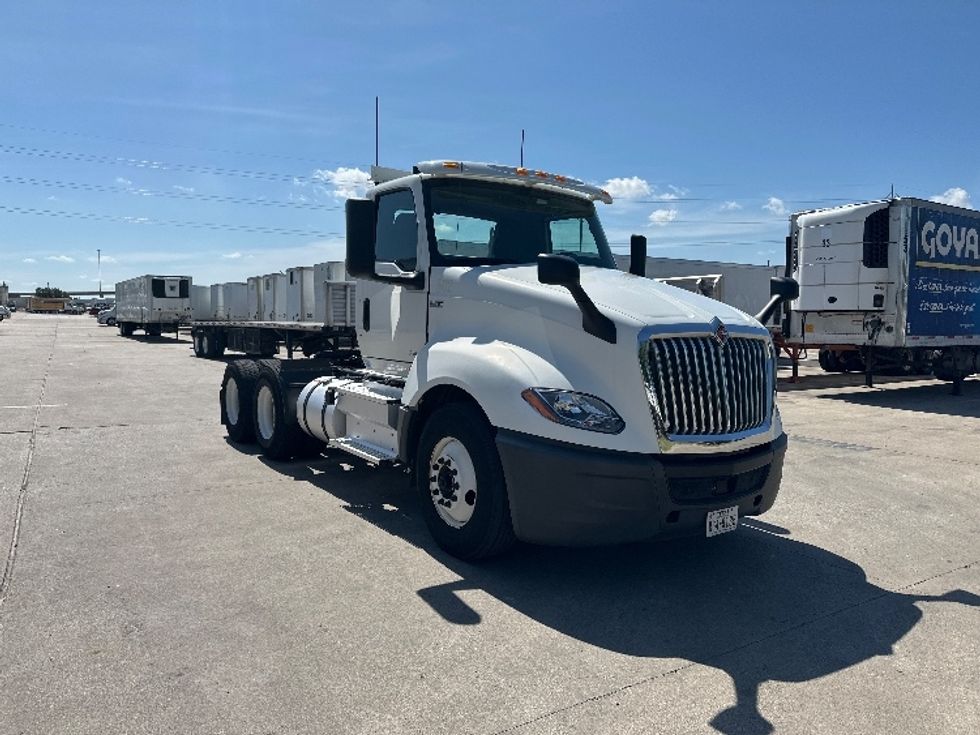 Day Cab Tractor-Heavy Duty Tractors-International-2020-LT625-Dallas-TX-207,383\n\t\tmiles-$ 36,250 - Image 1