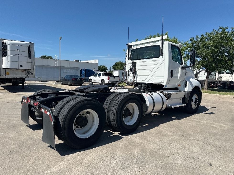 Day Cab Tractor-Heavy Duty Tractors-International-2020-LT625-Dallas-TX-207,383\n\t\tmiles-$ 36,250 - Image 7