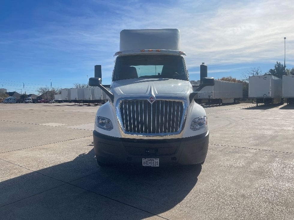 Day Cab Tractor-Heavy Duty Tractors-International-2020-LT625-Dallas-TX-231,538\n\t\tmiles-$ 38,000 - Image 2