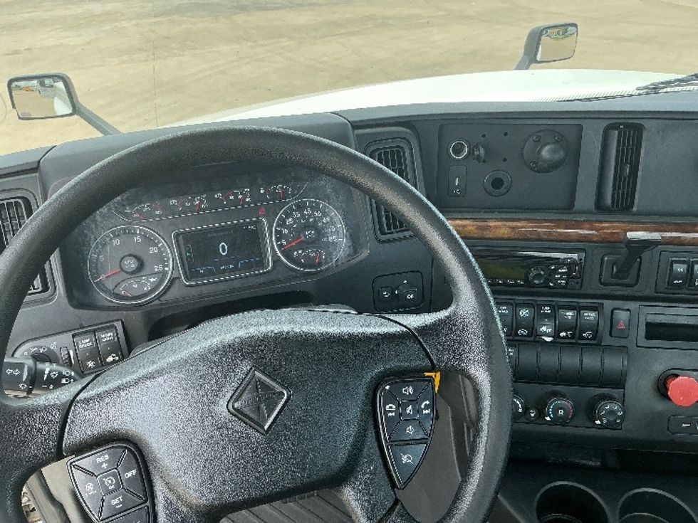 Day Cab Tractor-Heavy Duty Tractors-International-2020-LT625-Dallas-TX-456,935\n\t\tmiles-$ 37,750 - Image 13