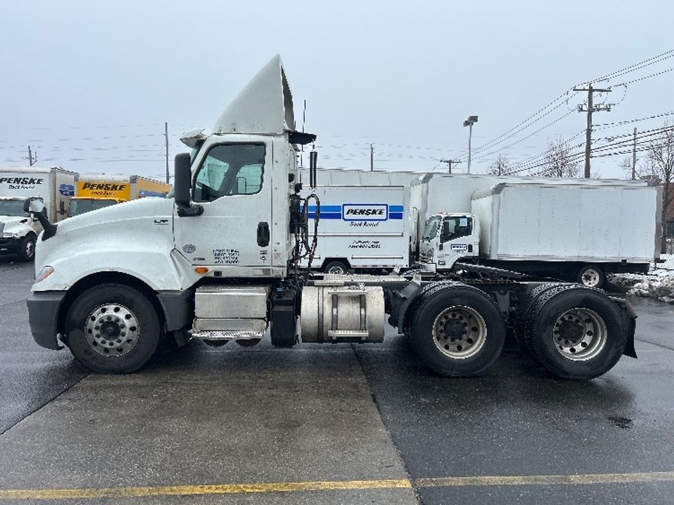 Day Cab Tractor-Heavy Duty Tractors-International-2020-LT625-Dayton-NJ-393,889\n\t\tmiles-$ 29,250 - Image 4