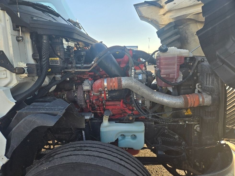 Day Cab Tractor-Heavy Duty Tractors-International-2020-LT625-Duncansville-PA-449,126\n\t\tmiles-$ 35,750 - Image 15