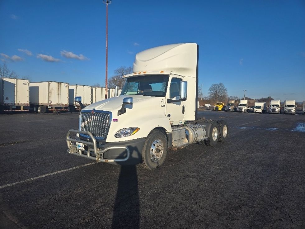 Day Cab Tractor-Heavy Duty Tractors-International-2020-LT625-Duncansville-PA-449,126\n\t\tmiles-$ 35,750 - Image 3