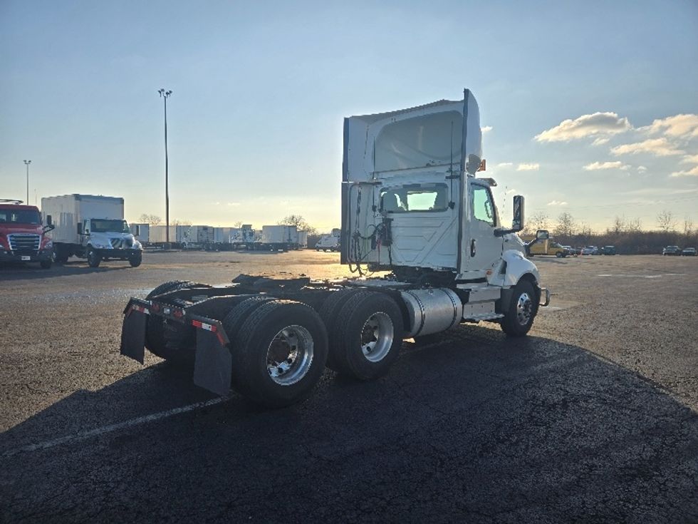 Day Cab Tractor-Heavy Duty Tractors-International-2020-LT625-Duncansville-PA-449,126\n\t\tmiles-$ 35,750 - Image 7