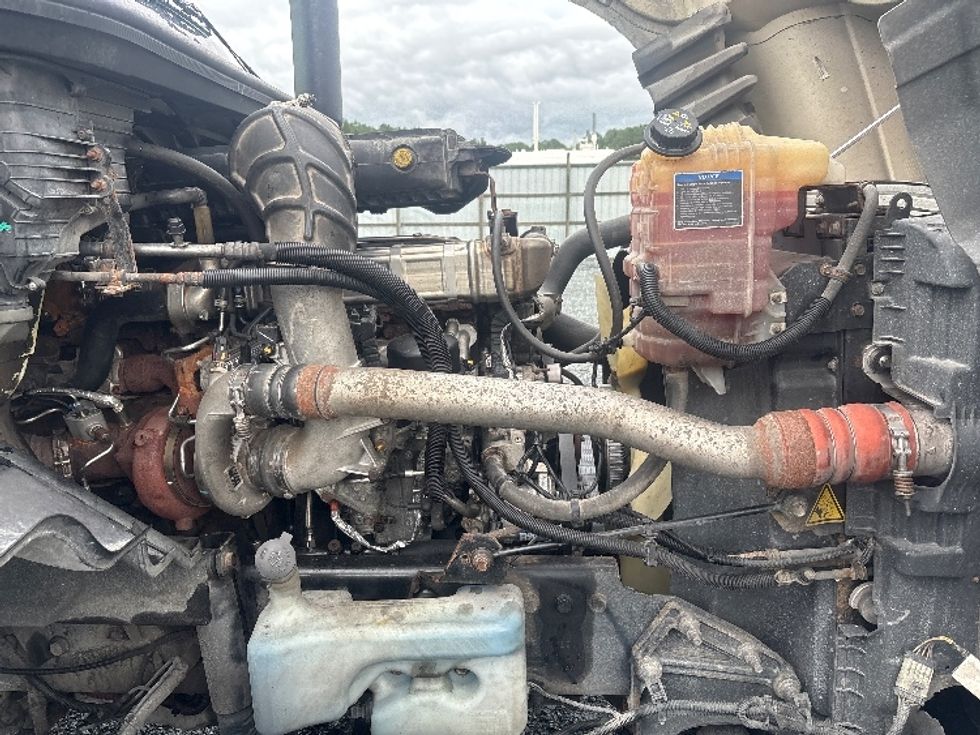 Day Cab Tractor-Heavy Duty Tractors-International-2020-LT625-Eden-MD-295,607\n\t\tmiles-$ 33,250 - Image 15