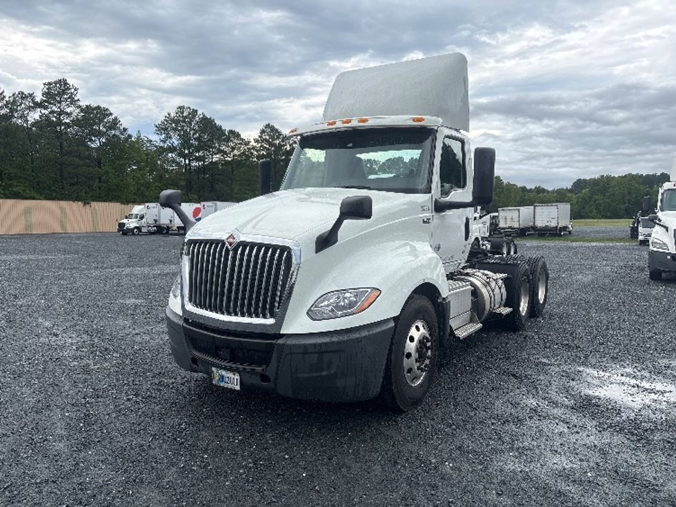 Day Cab Tractor-Heavy Duty Tractors-International-2020-LT625-Eden-MD-295,607\n\t\tmiles-$ 33,250 - Image 3