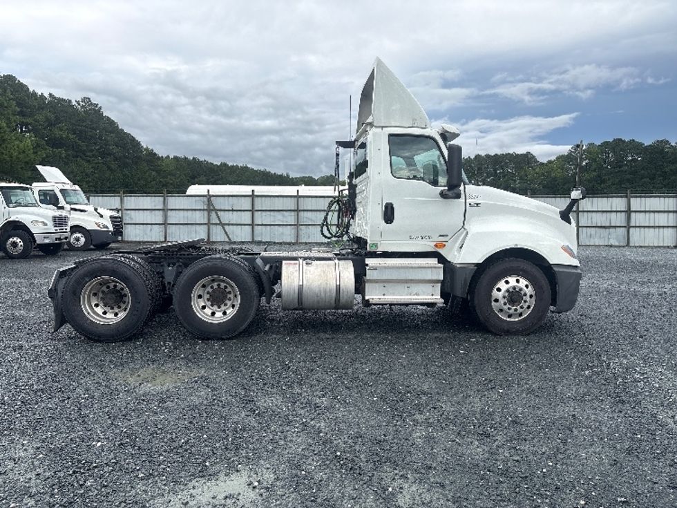 Day Cab Tractor-Heavy Duty Tractors-International-2020-LT625-Eden-MD-295,607\n\t\tmiles-$ 33,250 - Image 8