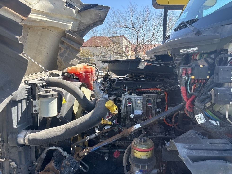 Day Cab Tractor-Heavy Duty Tractors-International-2020-LT625-El Paso-TX-311,148\n\t\tmiles-$ 34,000 - Image 16