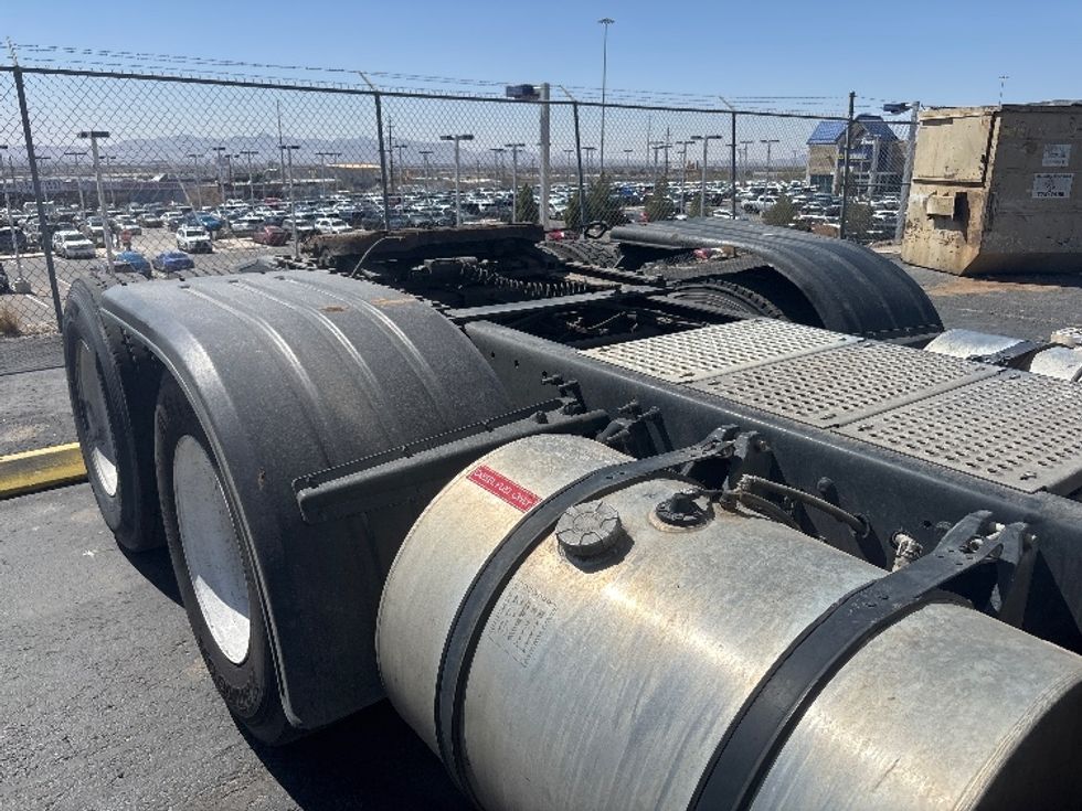 Day Cab Tractor-Heavy Duty Tractors-International-2020-LT625-El Paso-TX-311,148\n\t\tmiles-$ 34,000 - Image 17