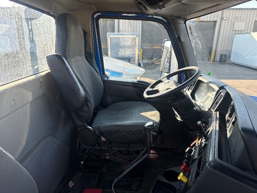 Day Cab Tractor-Heavy Duty Tractors-International-2020-LT625-Elkhart-IN-124,192\n\t\tmiles-$ 29,750 - Image 14