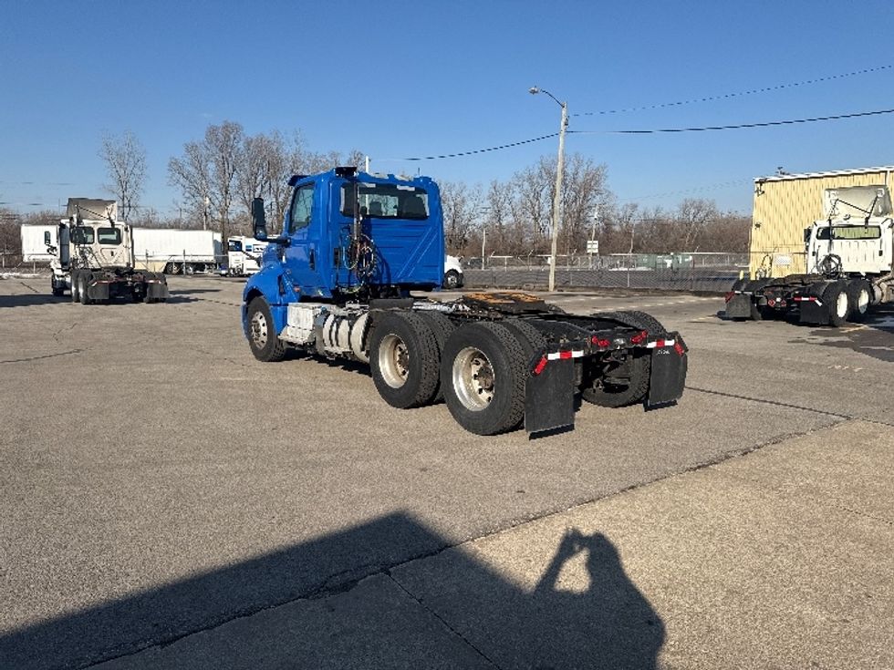 Day Cab Tractor-Heavy Duty Tractors-International-2020-LT625-Elkhart-IN-124,192\n\t\tmiles-$ 29,750 - Image 5