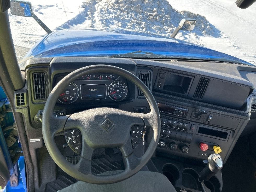 Day Cab Tractor-Heavy Duty Tractors-International-2020-LT625-Elkhart-IN-139,091\n\t\tmiles-$ 29,750 - Image 11