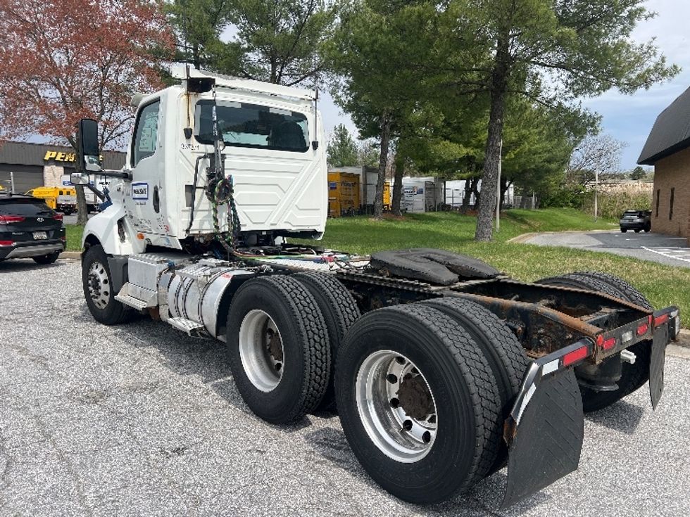 Day Cab Tractor-Heavy Duty Tractors-International-2020-LT625-Essex-MD-320,405\n\t\tmiles-$ 30,250 - Image 5