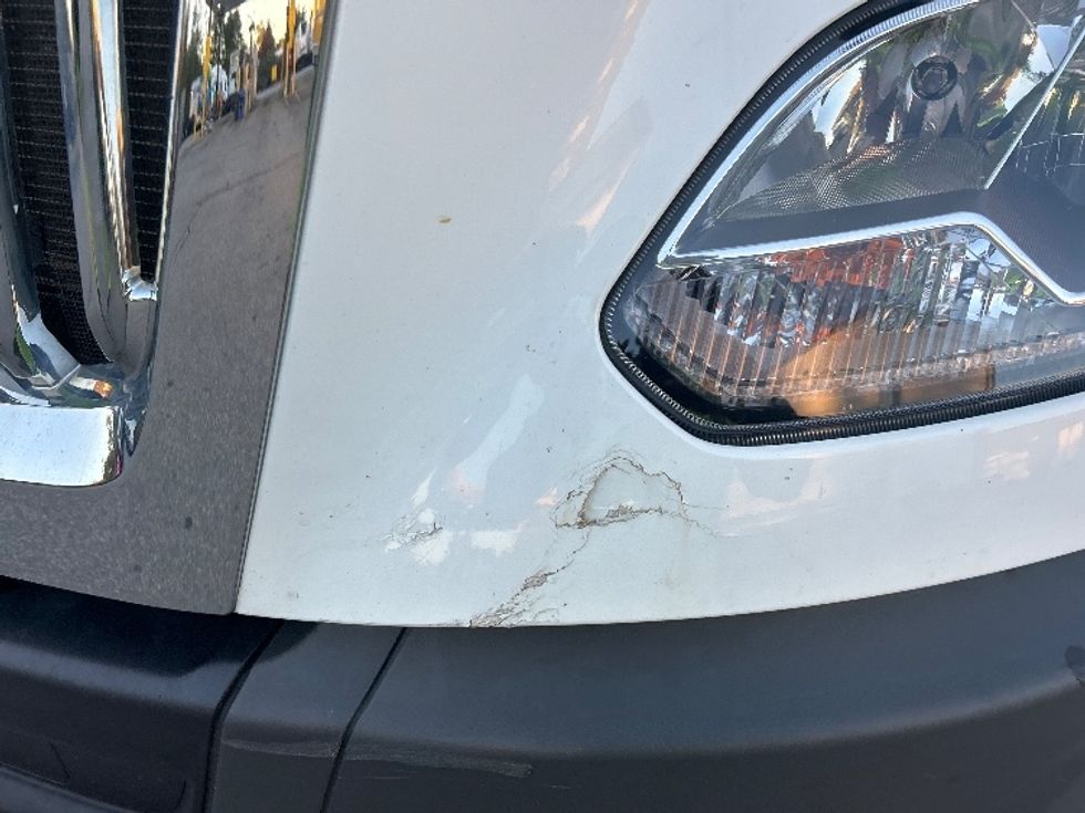 Day Cab Tractor-Heavy Duty Tractors-International-2020-LT625-Fitchburg-MA-483,748\n\t\tmiles-$ 25,750 - Image 19