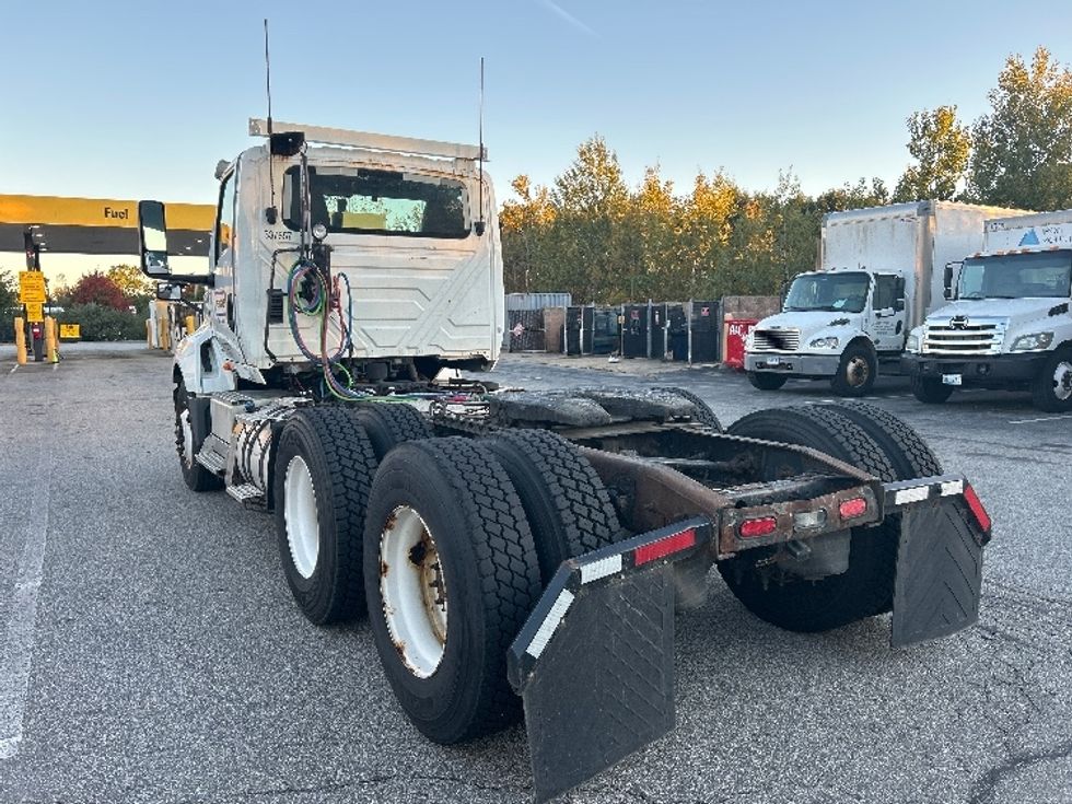 Day Cab Tractor-Heavy Duty Tractors-International-2020-LT625-Fitchburg-MA-483,748\n\t\tmiles-$ 25,750 - Image 5