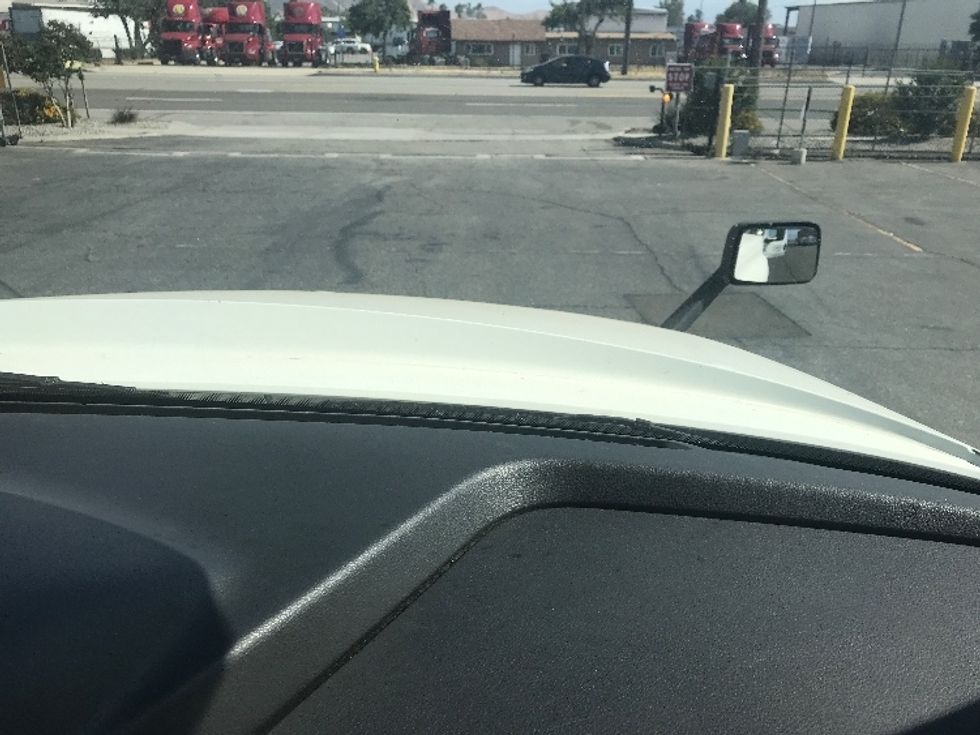 Day Cab Tractor-Heavy Duty Tractors-International-2020-LT625-Fontana-CA-206,809\n\t\tmiles-$ 38,500 - Image 13