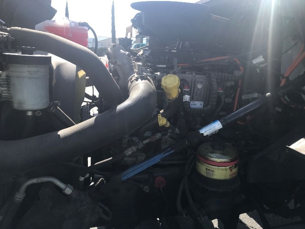 Day Cab Tractor-Heavy Duty Tractors-International-2020-LT625-Fontana-CA-206,809\n\t\tmiles-$ 38,500 - Image 16