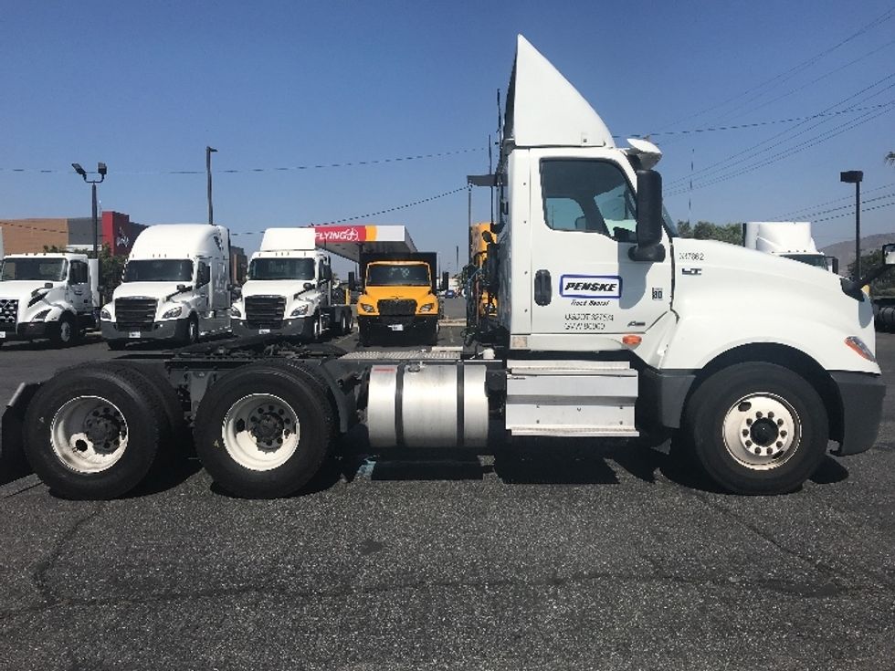 Day Cab Tractor-Heavy Duty Tractors-International-2020-LT625-Fontana-CA-206,809\n\t\tmiles-$ 38,500 - Image 8