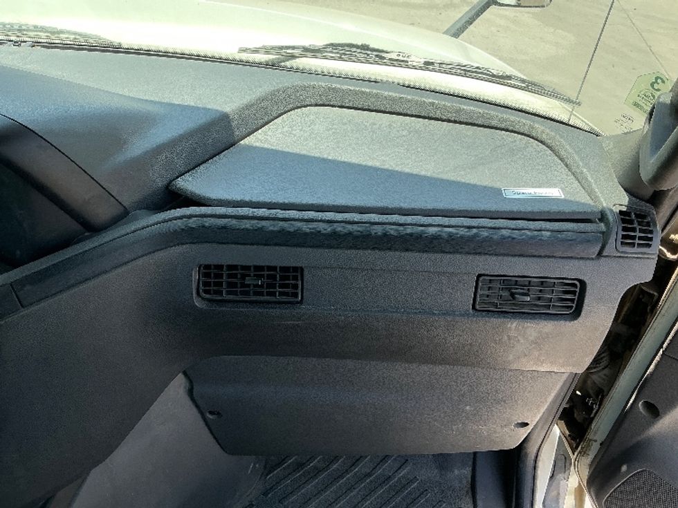 Day Cab Tractor-Heavy Duty Tractors-International-2020-LT625-Fontana-CA-229,247\n\t\tmiles-$ 38,000 - Image 13