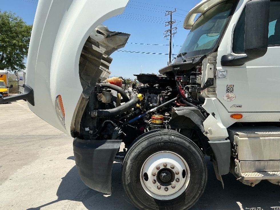 Day Cab Tractor-Heavy Duty Tractors-International-2020-LT625-Fontana-CA-229,247\n\t\tmiles-$ 38,000 - Image 16