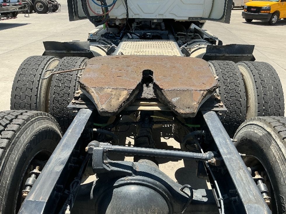 Day Cab Tractor-Heavy Duty Tractors-International-2020-LT625-Fontana-CA-229,247\n\t\tmiles-$ 38,000 - Image 6