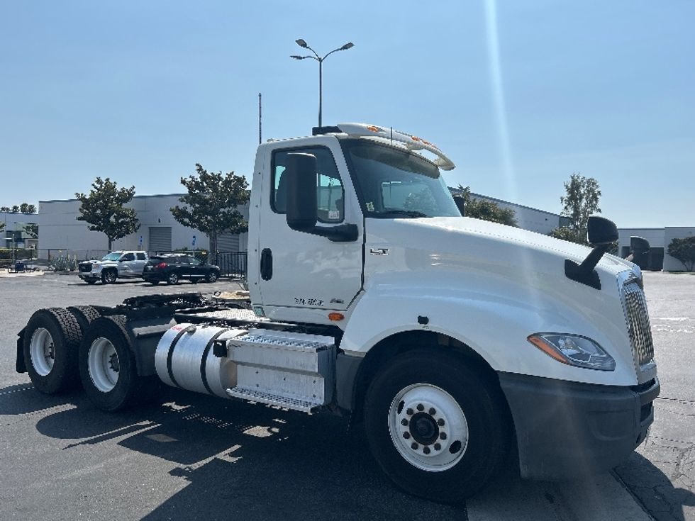 Day Cab Tractor-Heavy Duty Tractors-International-2020-LT625-Fontana-CA-532,927\n\t\tmiles-$ 22,750 - Image 1