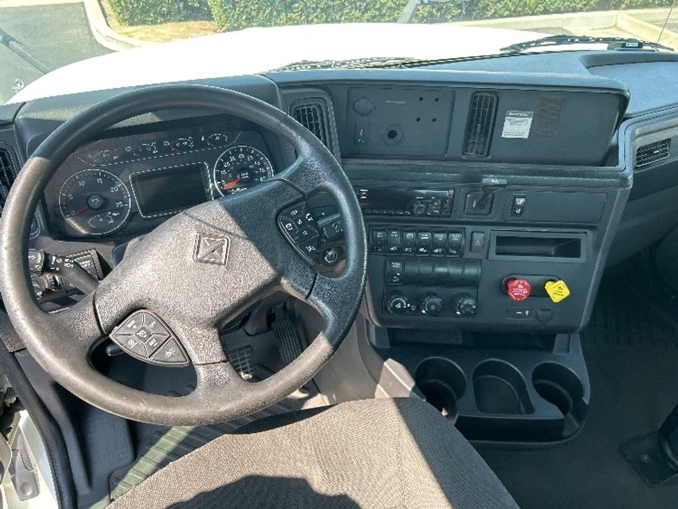 Day Cab Tractor-Heavy Duty Tractors-International-2020-LT625-Fontana-CA-532,927\n\t\tmiles-$ 22,750 - Image 10