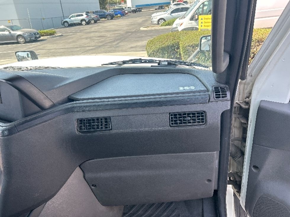 Day Cab Tractor-Heavy Duty Tractors-International-2020-LT625-Fontana-CA-532,927\n\t\tmiles-$ 22,750 - Image 13