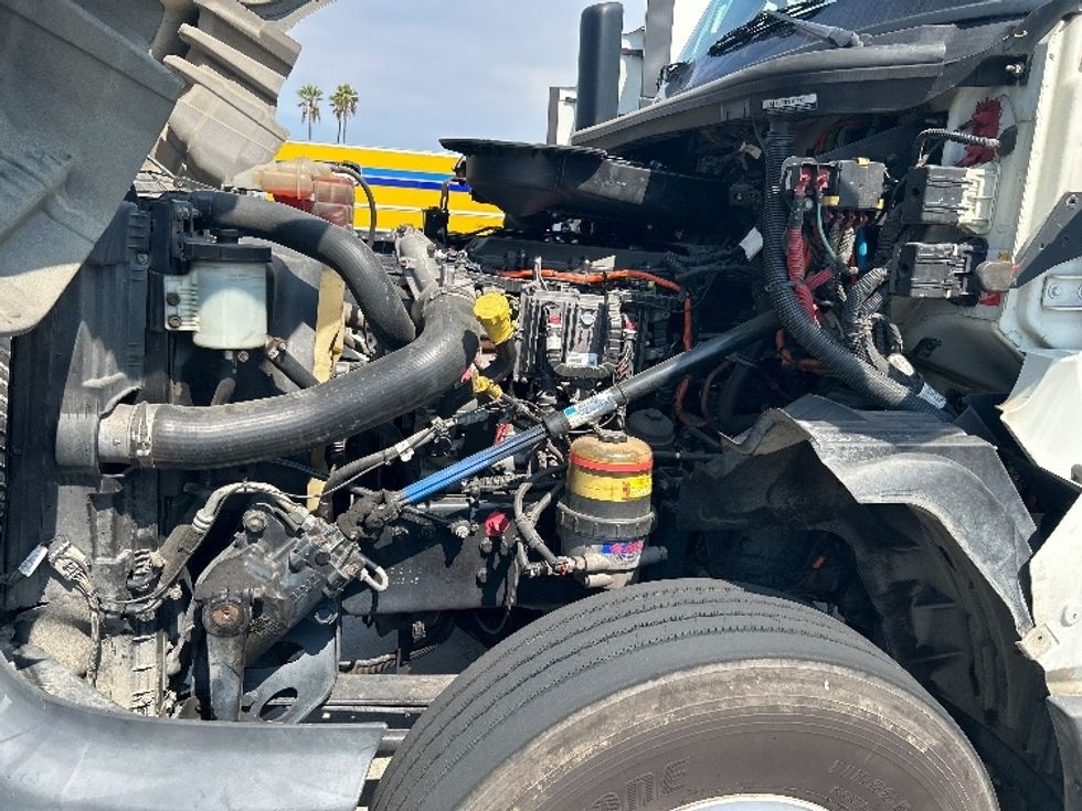 Day Cab Tractor-Heavy Duty Tractors-International-2020-LT625-Fontana-CA-532,927\n\t\tmiles-$ 22,750 - Image 16