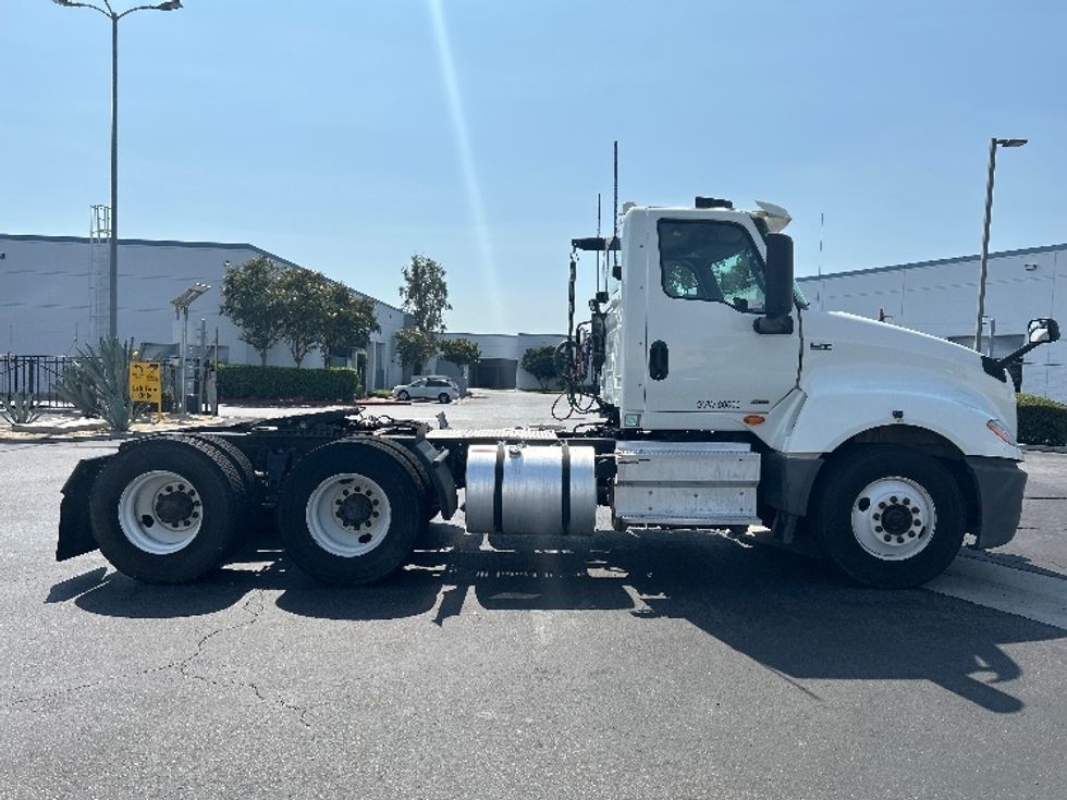 Day Cab Tractor-Heavy Duty Tractors-International-2020-LT625-Fontana-CA-532,927\n\t\tmiles-$ 22,750 - Image 8