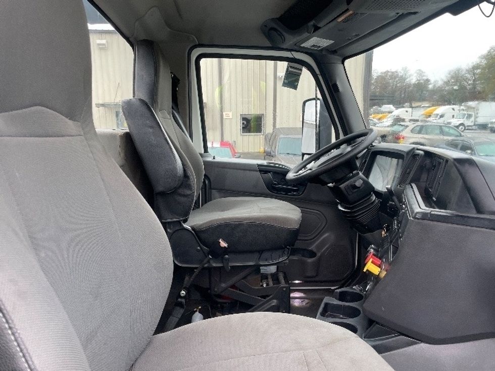 Day Cab Tractor-Heavy Duty Tractors-International-2020-LT625-Forest Park-GA-128,415\n\t\tmiles-$ 57,500 - Image 13