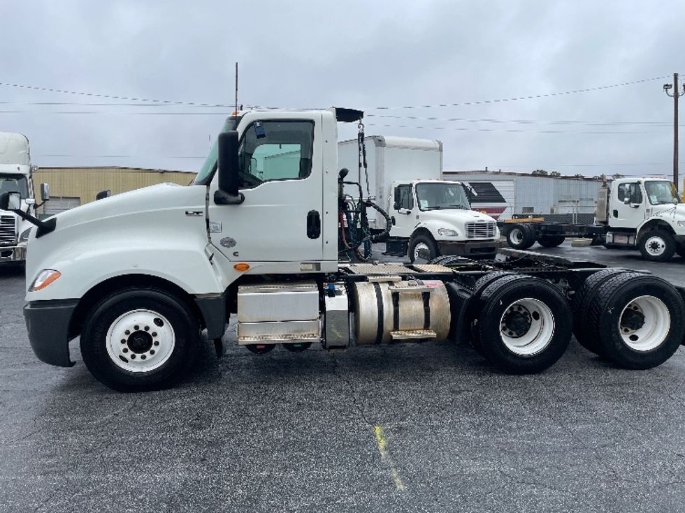Day Cab Tractor-Heavy Duty Tractors-International-2020-LT625-Forest Park-GA-128,415\n\t\tmiles-$ 57,500 - Image 4