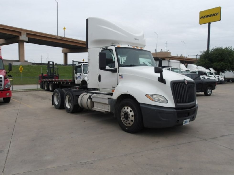 Day Cab Tractor-Heavy Duty Tractors-International-2020-LT625-Fort Worth-TX-285,844\n\t\tmiles-$ 28,250 - Image 1