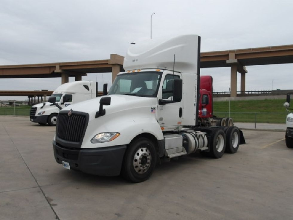 Day Cab Tractor-Heavy Duty Tractors-International-2020-LT625-Fort Worth-TX-285,844\n\t\tmiles-$ 28,250 - Image 3