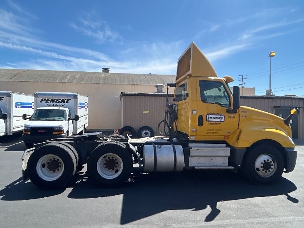 Day Cab Tractor-Heavy Duty Tractors-International-2020-LT625-Fresno-CA-347,175\n\t\tmiles-$ 26,250 - Image 8