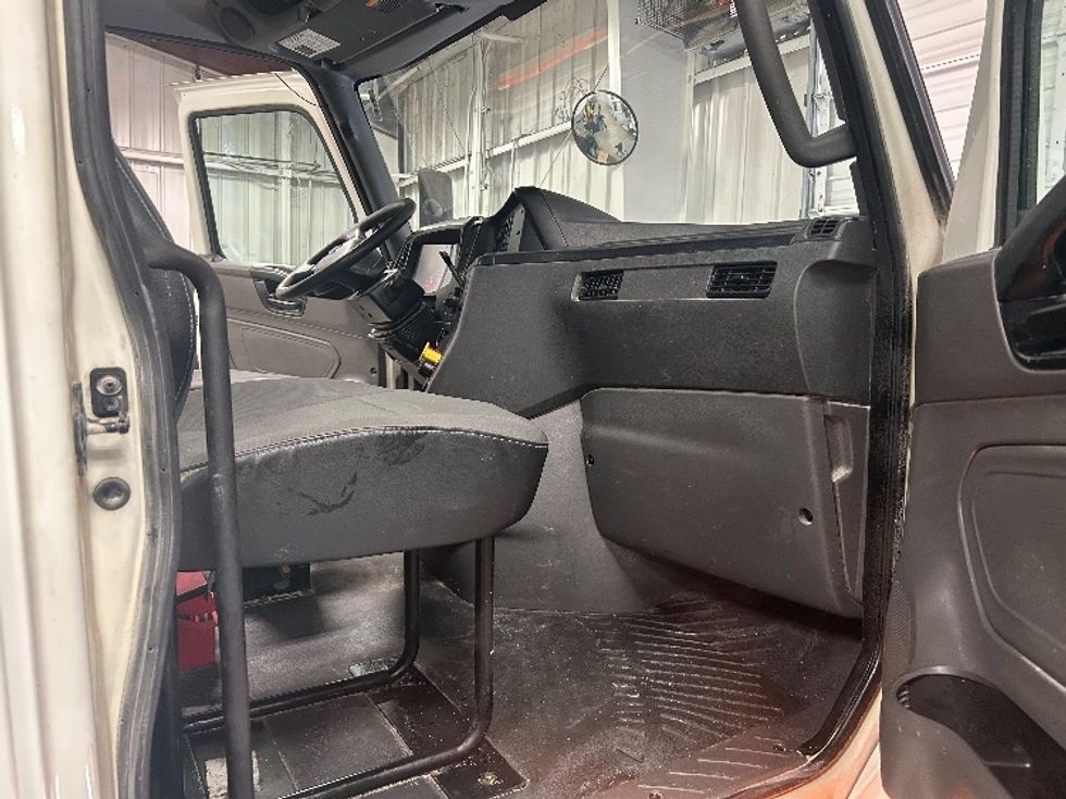 Day Cab Tractor-Heavy Duty Tractors-International-2020-LT625-Gadsden-AL-220,106\n\t\tmiles-$ 50,000 - Image 12