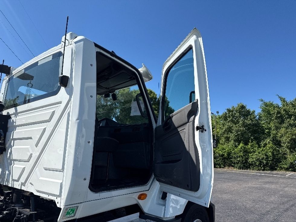 Day Cab Tractor-Heavy Duty Tractors-International-2020-LT625-Greensboro-NC-200,535\n\t\tmiles-$ 34,000 - Image 12