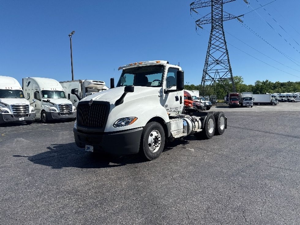 Day Cab Tractor-Heavy Duty Tractors-International-2020-LT625-Greensboro-NC-200,535\n\t\tmiles-$ 34,000 - Image 3