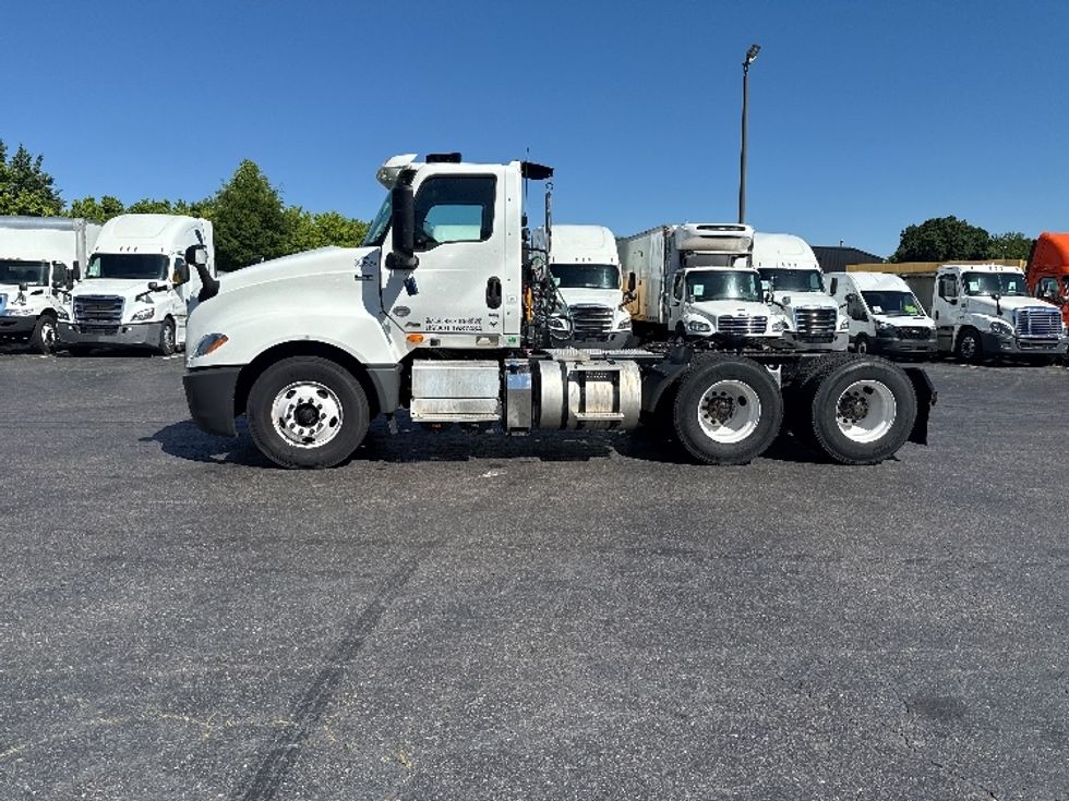 Day Cab Tractor-Heavy Duty Tractors-International-2020-LT625-Greensboro-NC-200,535\n\t\tmiles-$ 34,000 - Image 4
