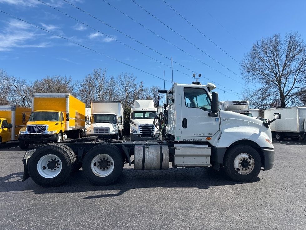 Day Cab Tractor-Heavy Duty Tractors-International-2020-LT625-Greensboro-NC-213,124\n\t\tmiles-$ 39,000 - Image 8