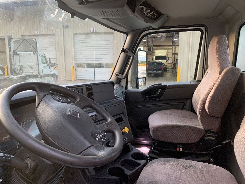 Day Cab Tractor-Heavy Duty Tractors-International-2020-LT625-Greensboro-NC-279,072\n\t\tmiles-$ 29,250 - Image 10