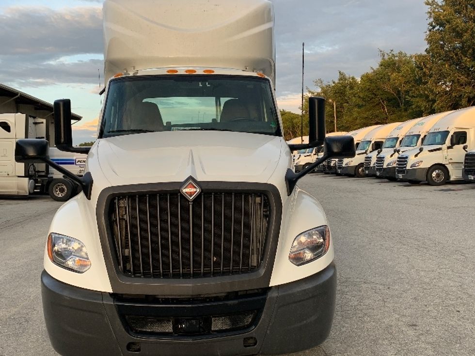 Day Cab Tractor-Heavy Duty Tractors-International-2020-LT625-Greensboro-NC-279,072\n\t\tmiles-$ 29,250 - Image 2
