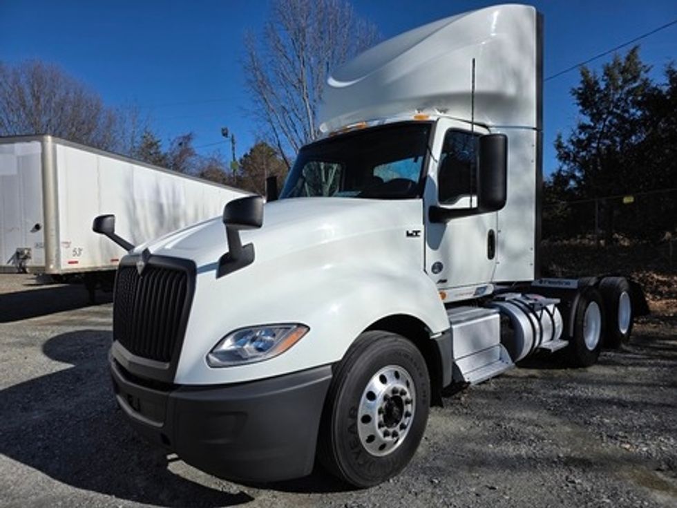 Day Cab Tractor-Heavy Duty Tractors-International-2020-LT625-Greensboro-NC-310,437\n\t\tmiles-$ 41,750 - Image 3