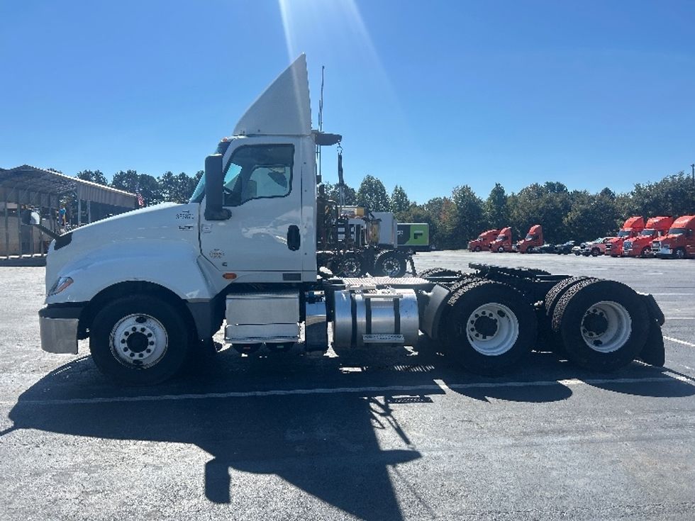 Day Cab Tractor-Heavy Duty Tractors-International-2020-LT625-Greensboro-NC-316,249\n\t\tmiles-$ 46,000 - Image 4
